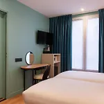 Hotel Arc Elysees Paris