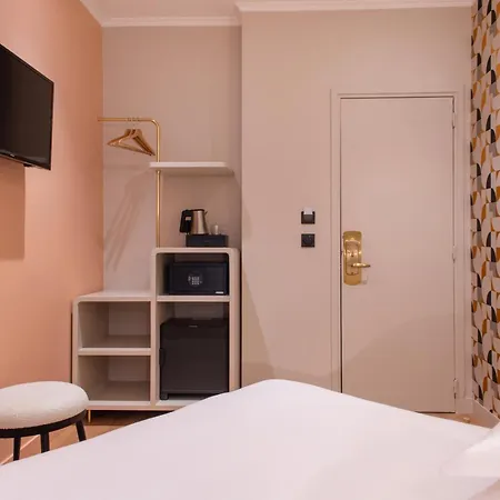 Hotel Arc Elysées 3*