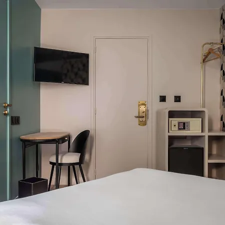 Hotel Arc Elysées 3*
