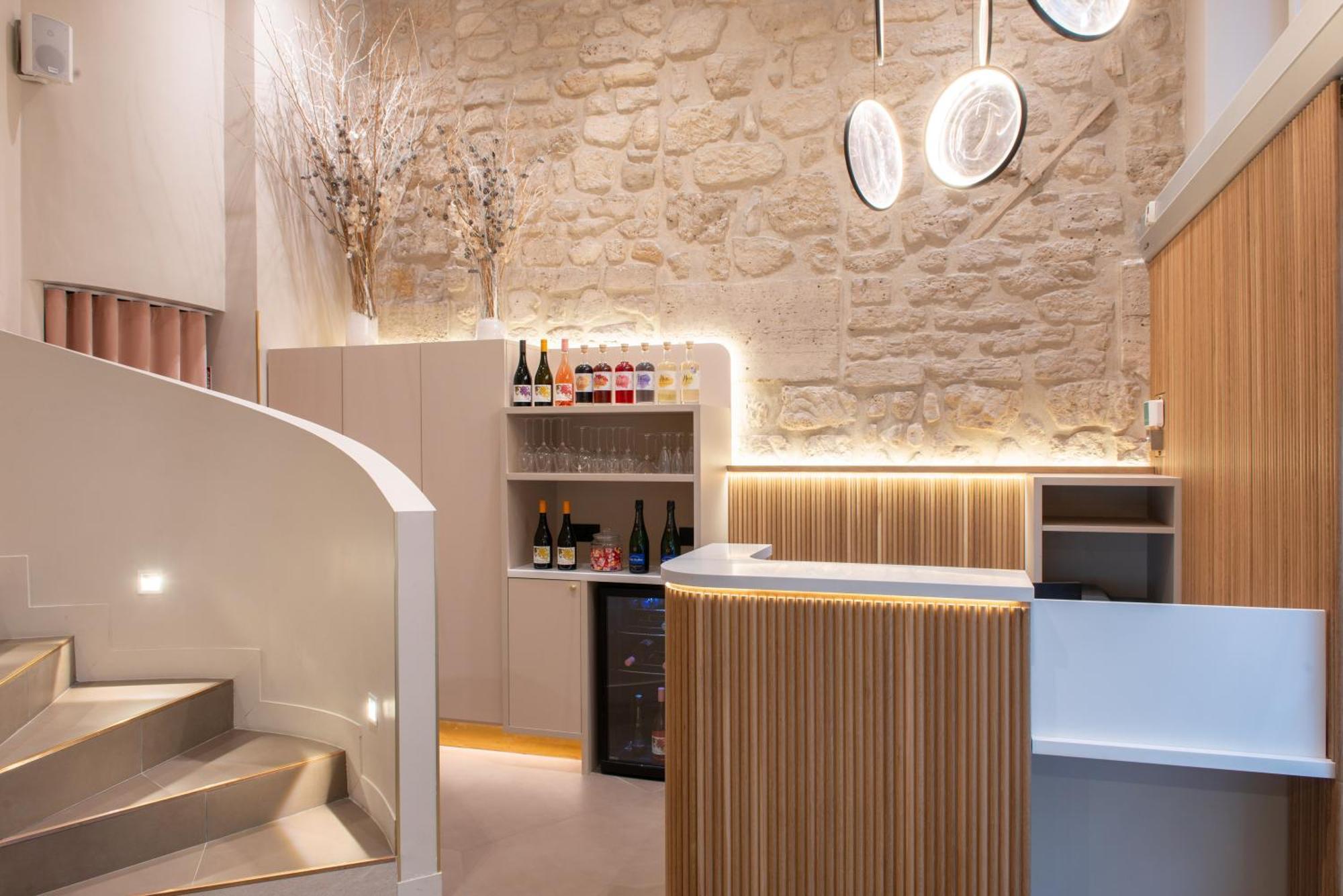 Hotel Arc Elysees Paris