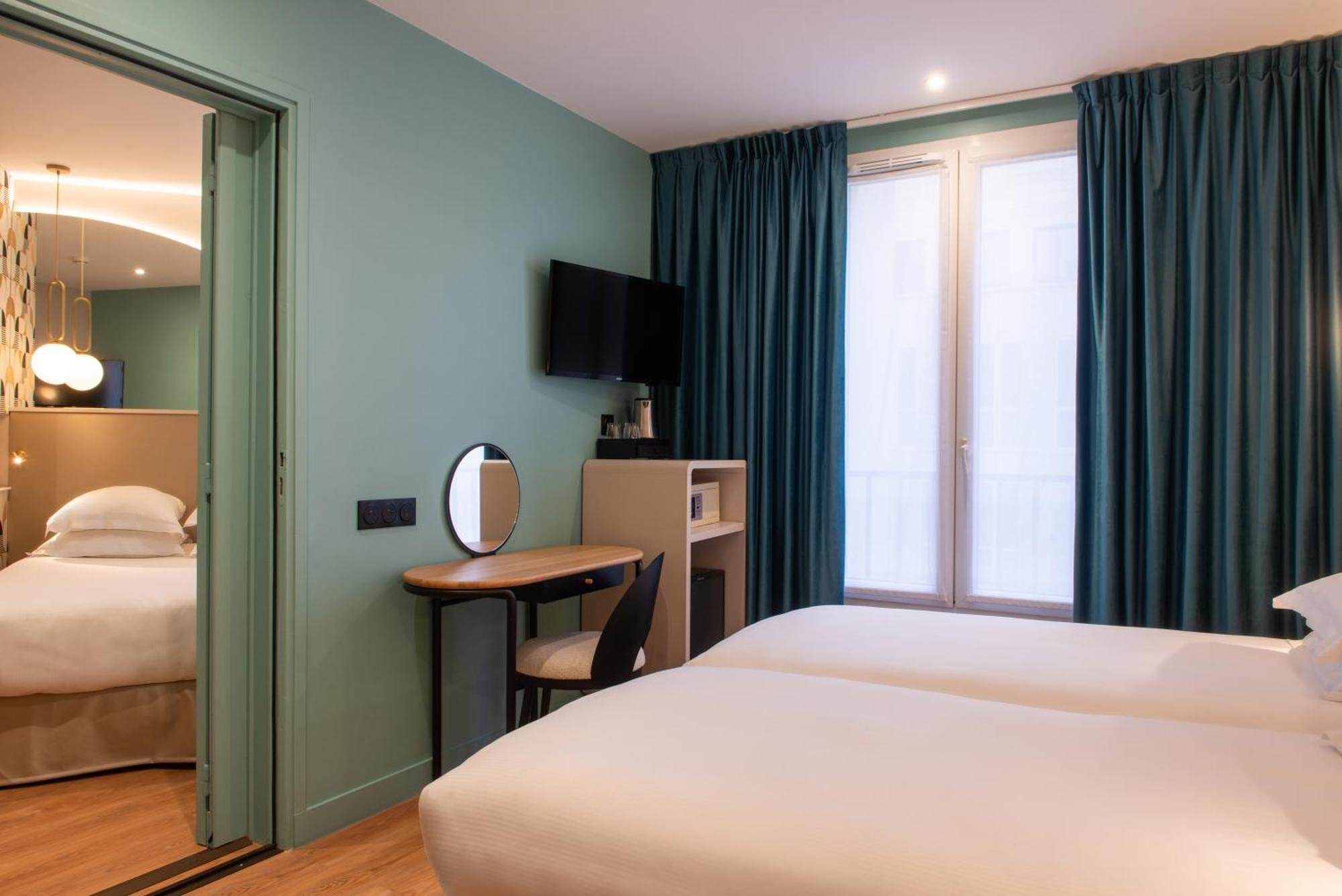 Hotel Arc Elysees Paris