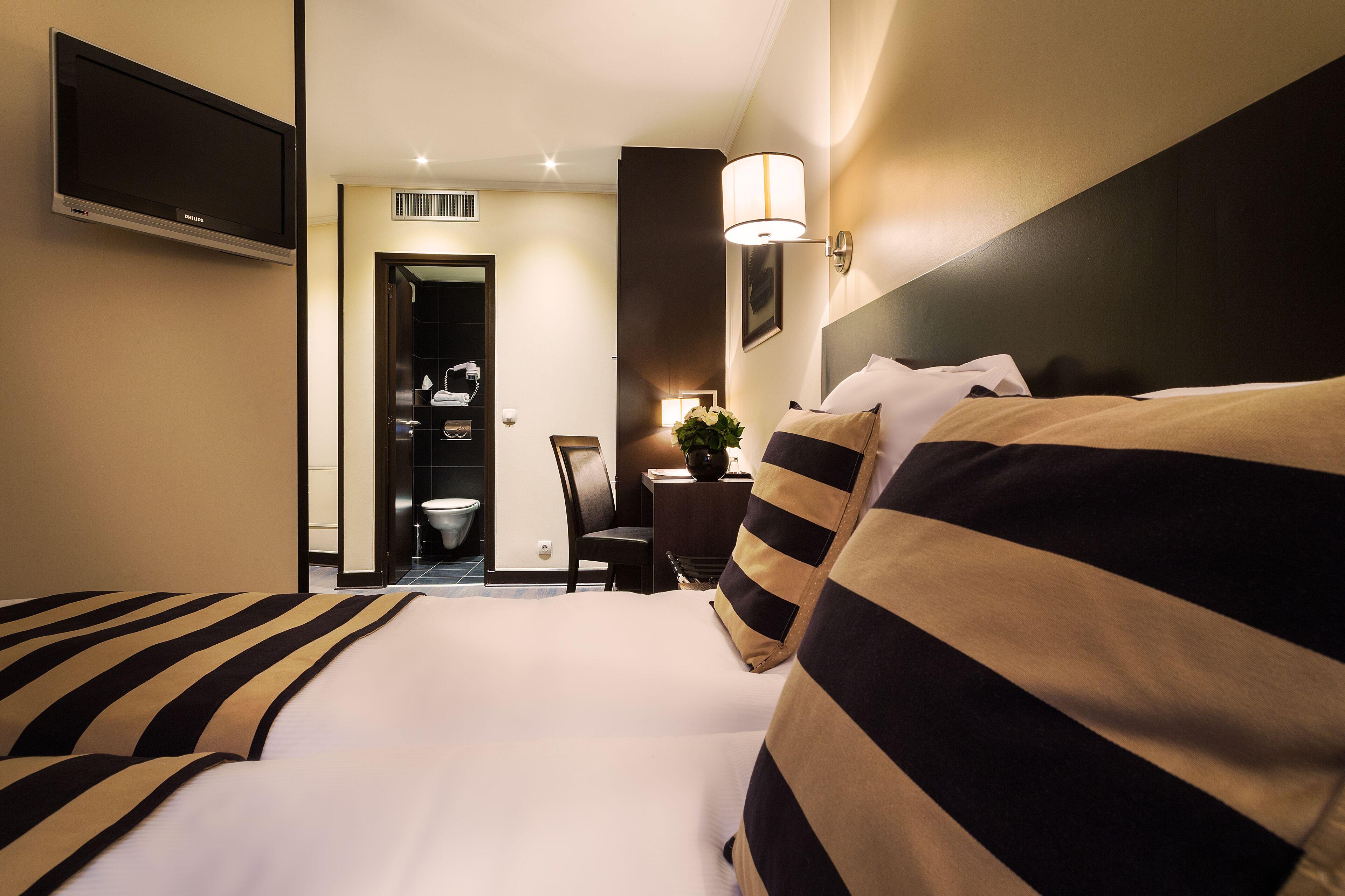 Arc Elysees Hotel Paris