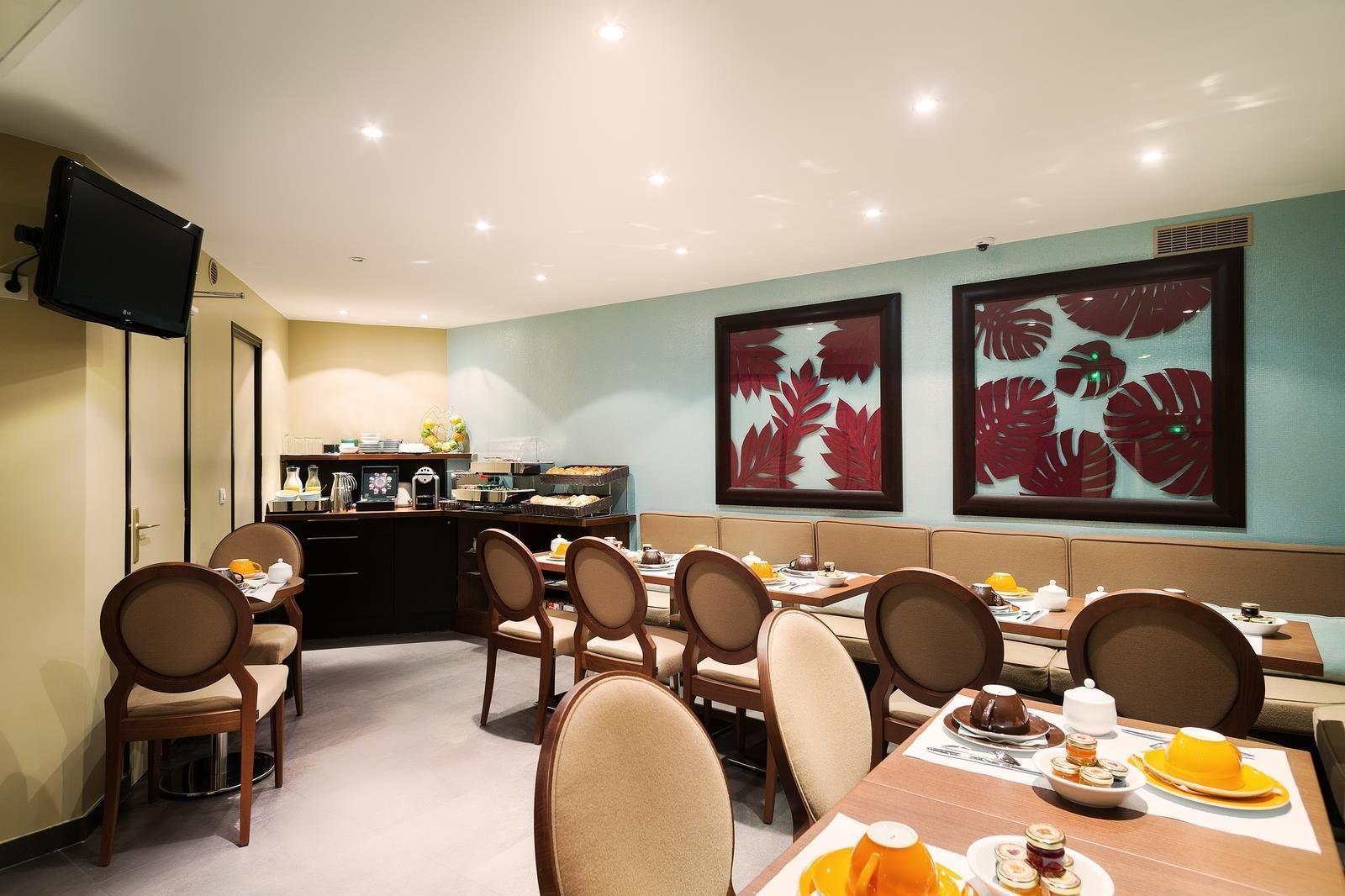 Hotel Arc Elysees Paris