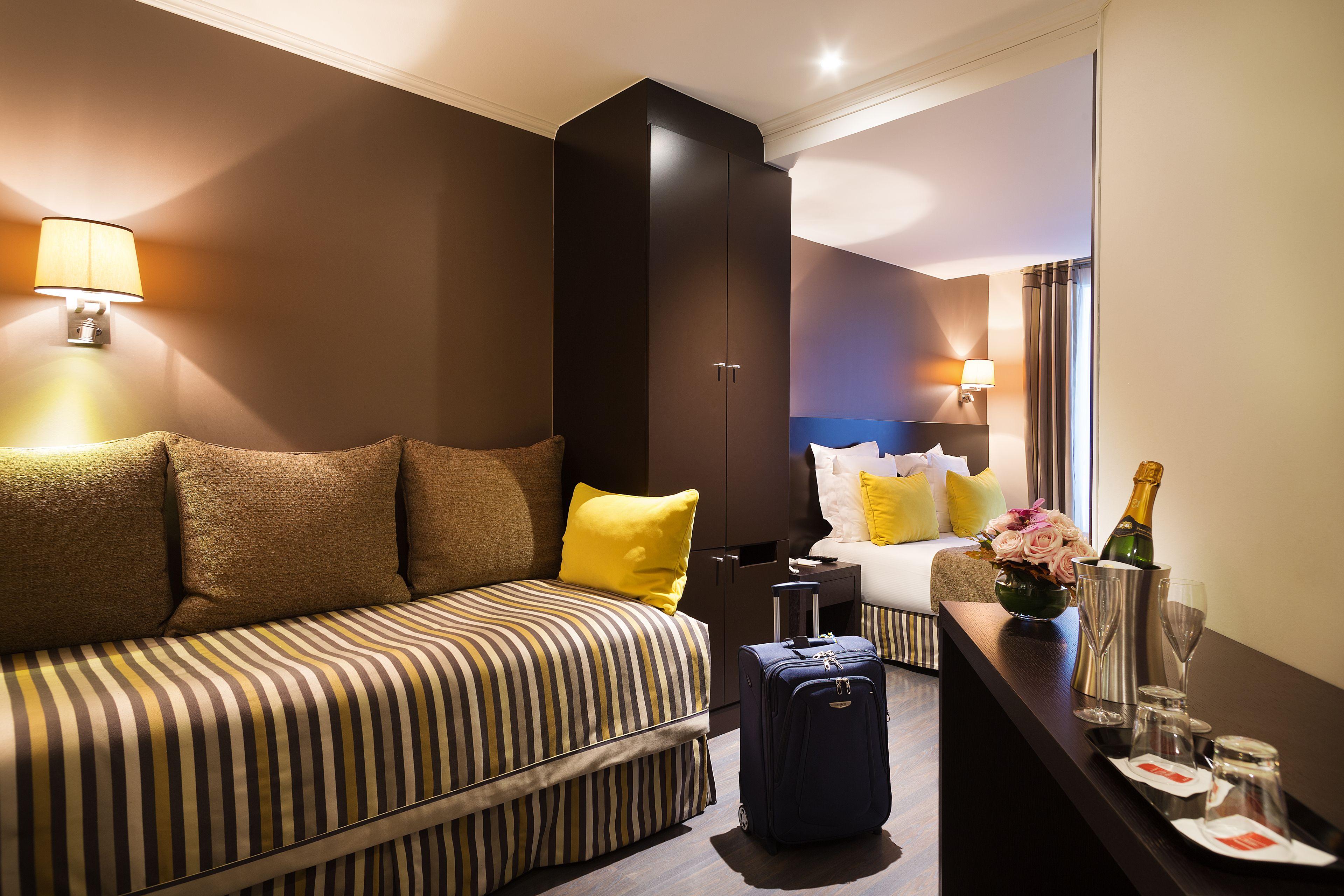 Arc Elysees Hotel 3*