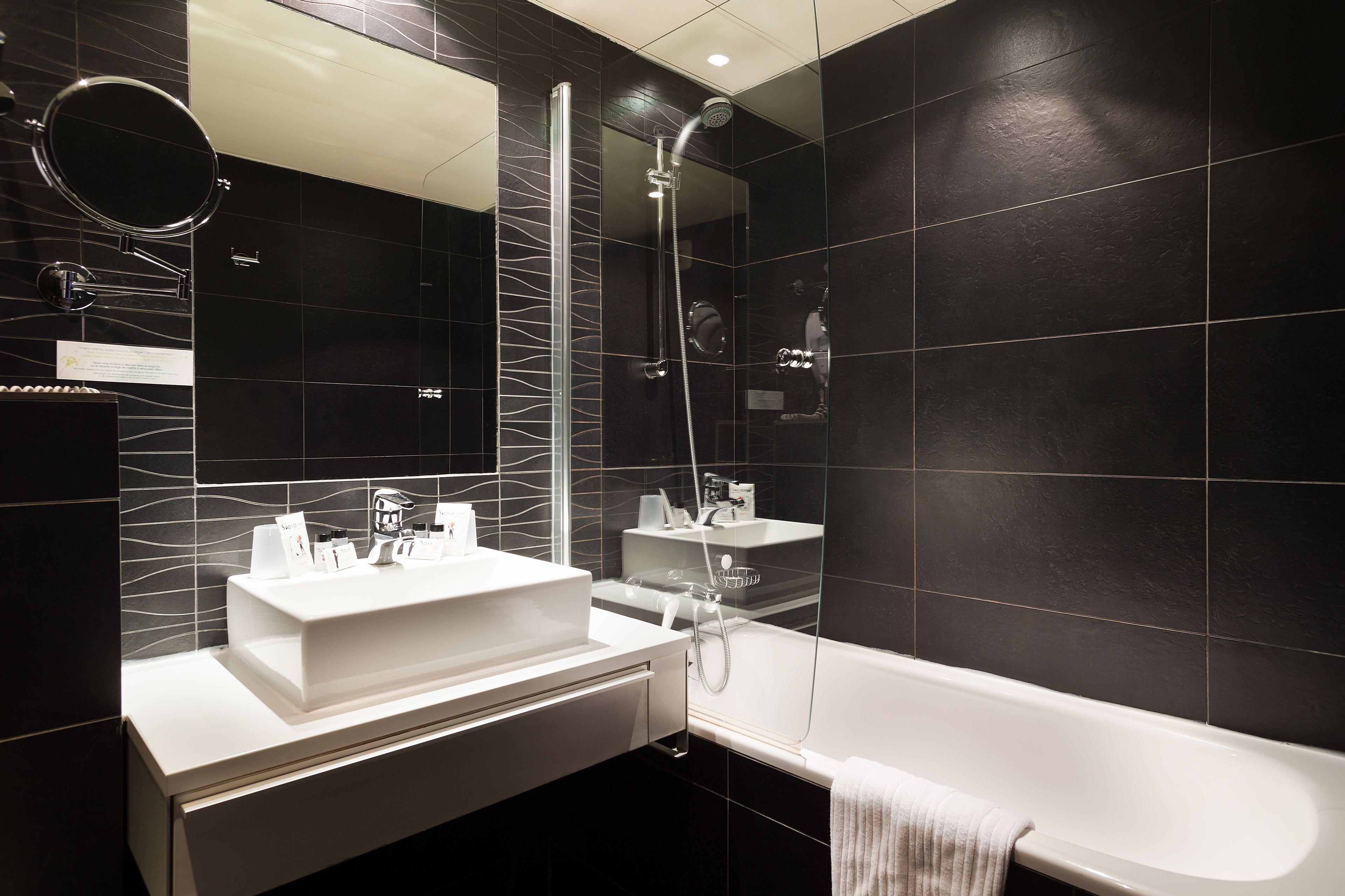 Arc Elysees Hotel 3*