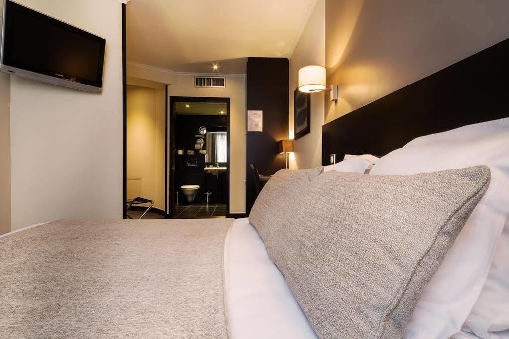 Hotel Arc Elysees 3*